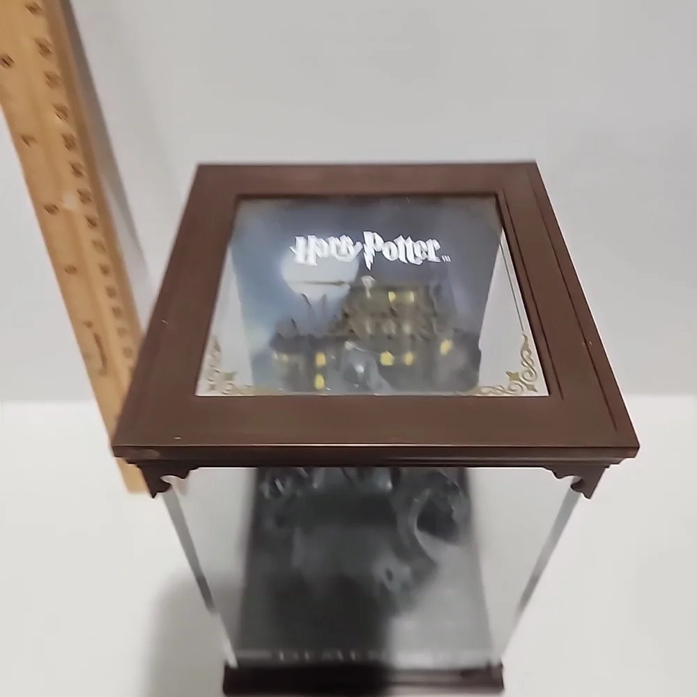 Dementor Display Case - Black and Gray